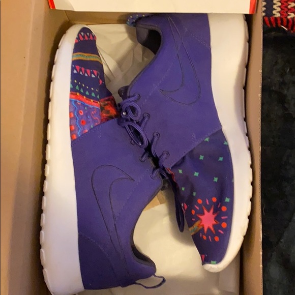 Nike women’s roshe runs MP size 8.5 - Picture 4 of 5